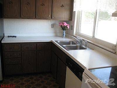 5th image of 4683 Baybrook Dr