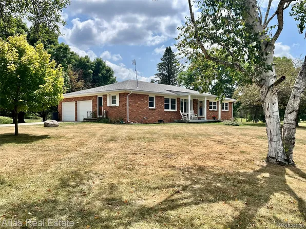 12026 Coolidge Rd, Goodrich, MI 48438