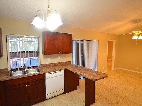 4th image of 2599 NW 92nd Ave
