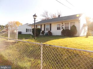 811 Crawford St, Oxon Hill, MD 20745