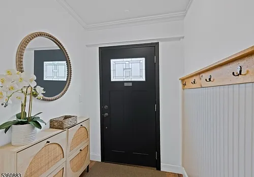 19 Gordon St #1 Photo 1