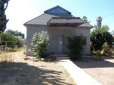 2476 5th St, Riverside, CA, 92507