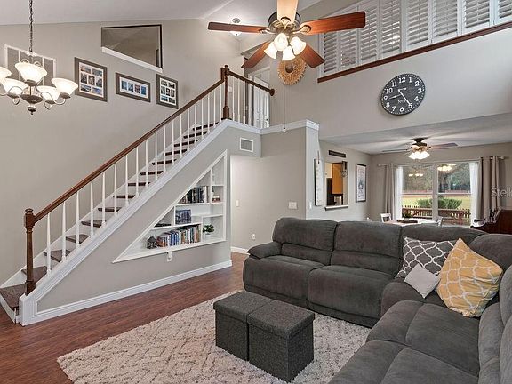 4th image of 9985 Aloma Bend Ln