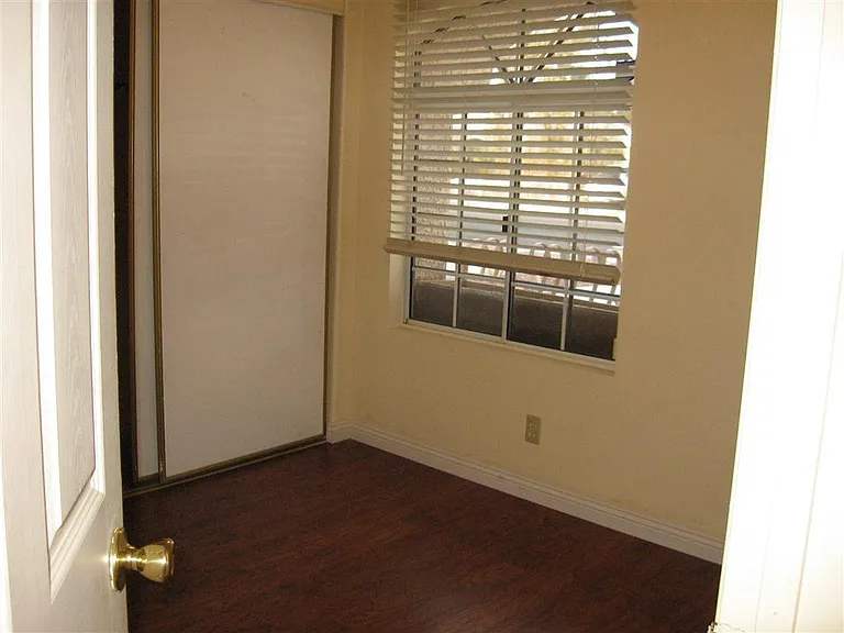 8113 Sickle Ln — Photo 10
