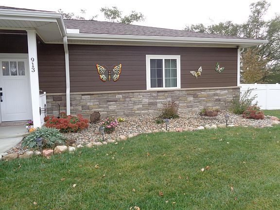5th image of 913 Tamarack Ln