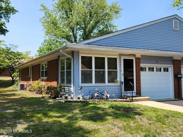 10-A Snowberry Lane, Whiting, NJ 08759