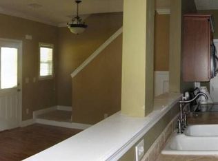 132 Lake Lillian Dr, Perry, GA 31069