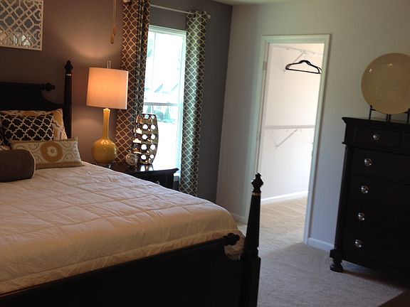 4th image of 3224 Tadley Dr