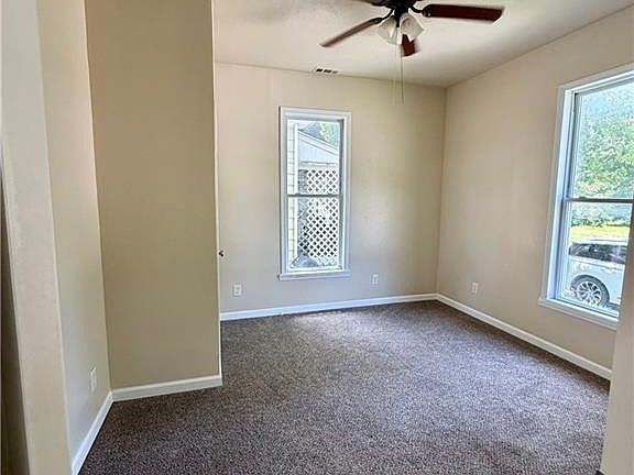 4th image of 619 N 26th St