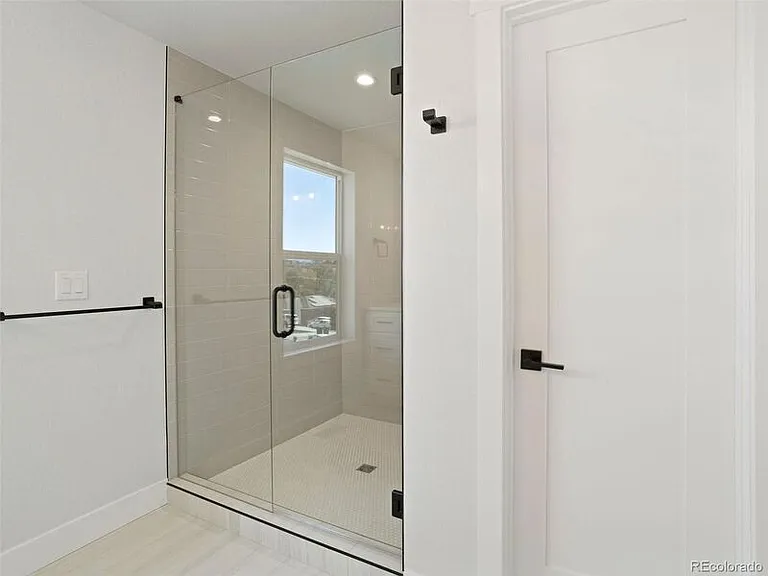 4656 W 9th Ave — Photo 19
