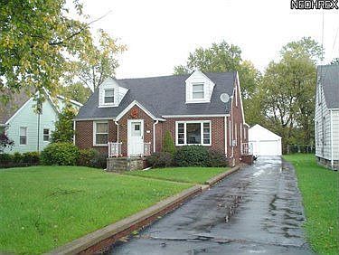 3rd image of 177 Meadowbrook Ave SE