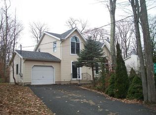 463 Northampton Rd, Tobyhanna, PA 18466