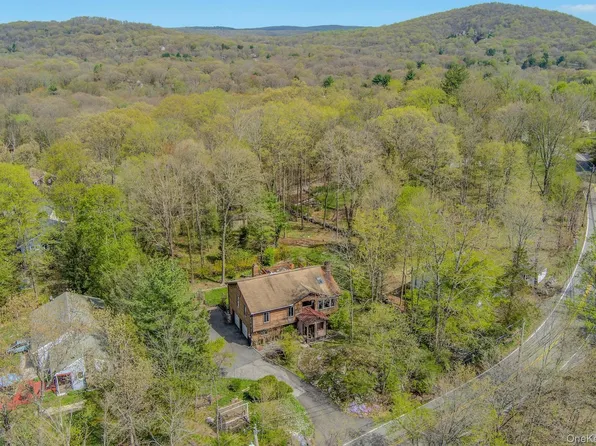 136 Furnace Woods Road, Cortlandt Manor, NY 10567