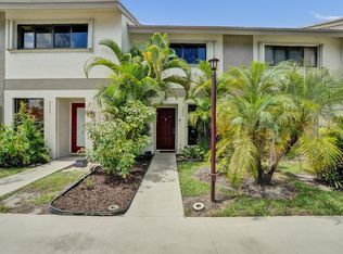 3028 S Oakland Forest Drive #3204, Oakland Park, FL 33309