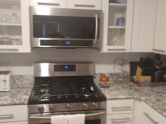 custom cabinets to ceiling