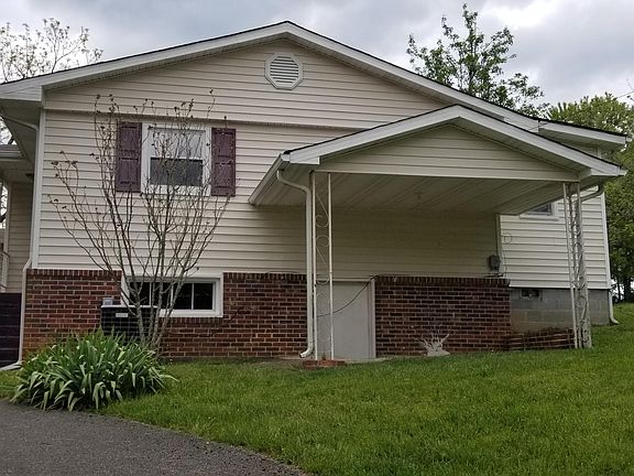 2nd image of 135 Sulphur Springs Cir