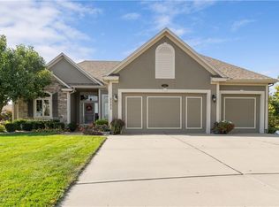 3121 SE 3rd Ct, Lees Summit, MO 64063