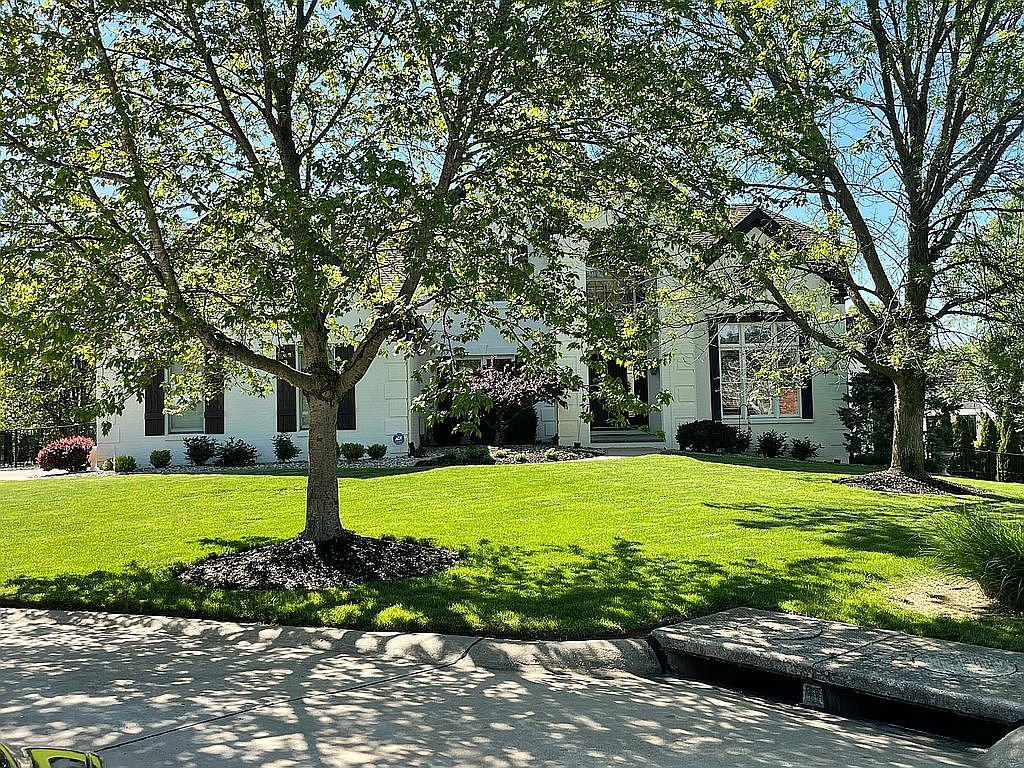 18027 Tara Oaks Ct, Chesterfield, MO 63005 Zillow