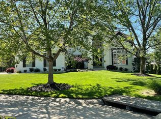 18027 Tara Oaks Ct, Chesterfield, MO 63005