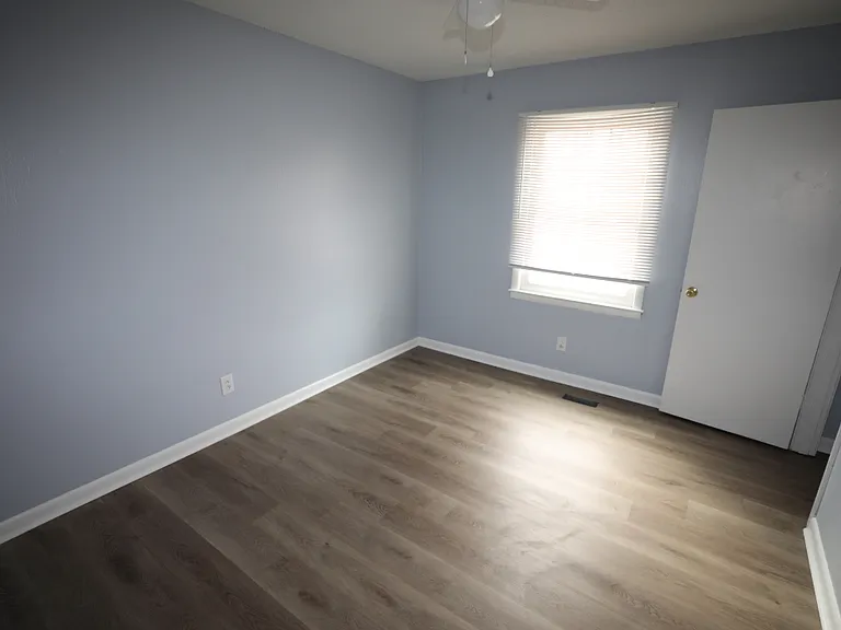 1815 Paisley Ave — Photo 18