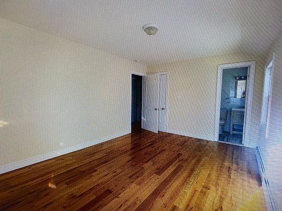 4th image of 817 Hollywood Ave #2