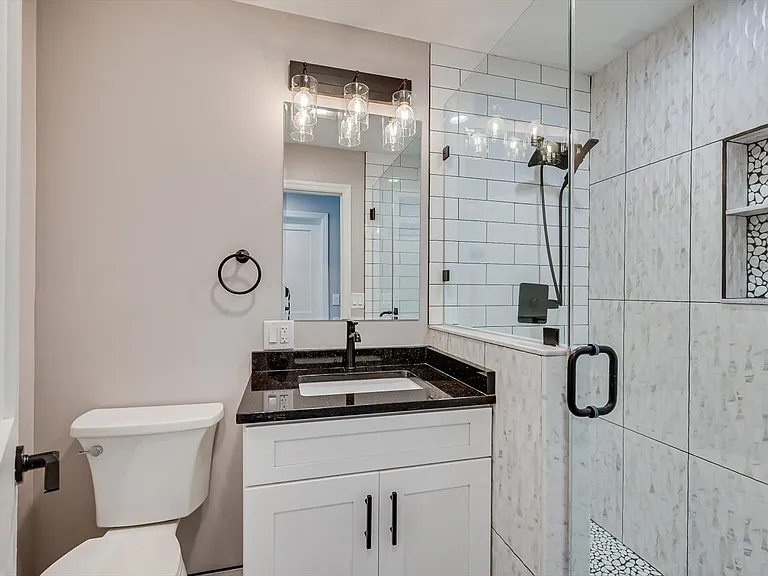 4 Wilcox Ave #B — Photo 14