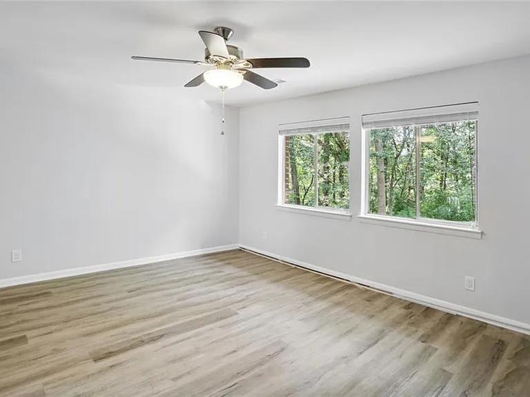 4266 Roswell Rd NE #G4 — Photo 3