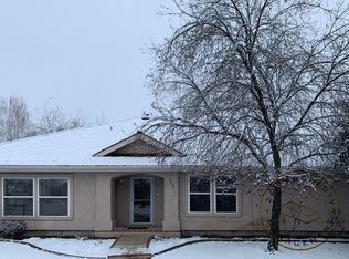 4858 N Lakeview Pl, Garden City, ID 83714