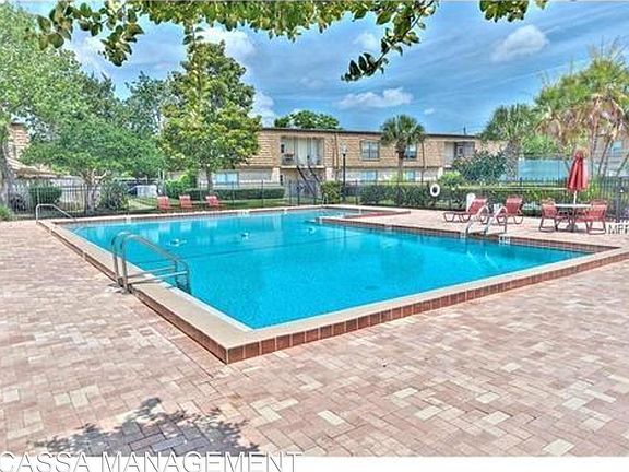 5th image of 200 Saint Andrews Blvd APT 2012