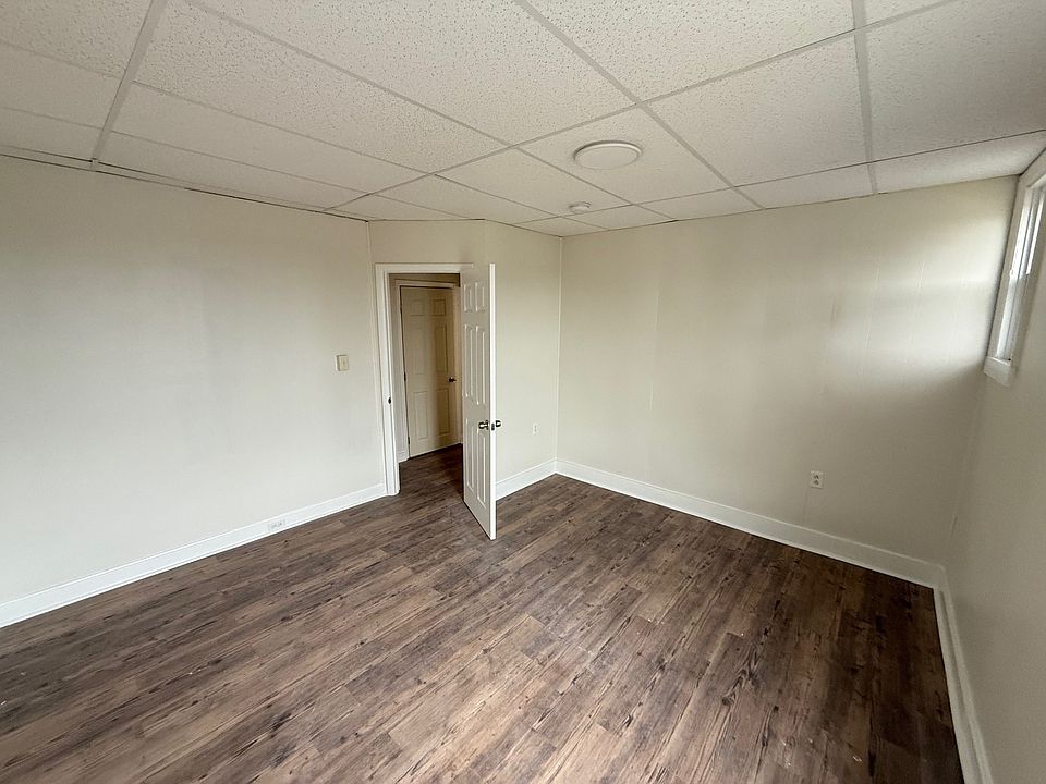 1st image of 34 S Mulberry St #11457935