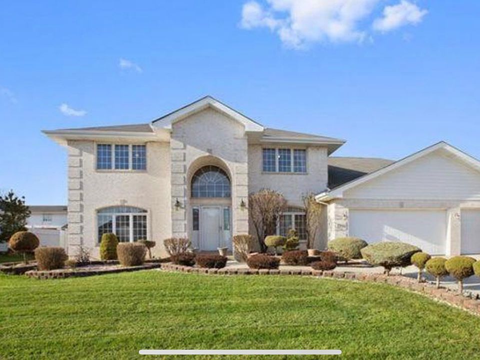 1st image of 9036 Basswood Dr