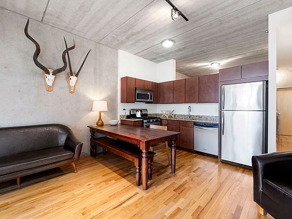 3rd image of 630 N Franklin St APT 417