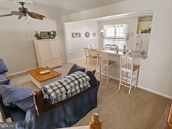 4th image of 38335 N Mill Ln Unit 133