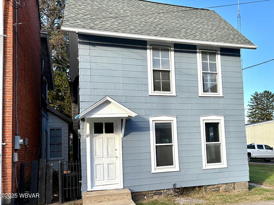 1st image of 240 Smith St