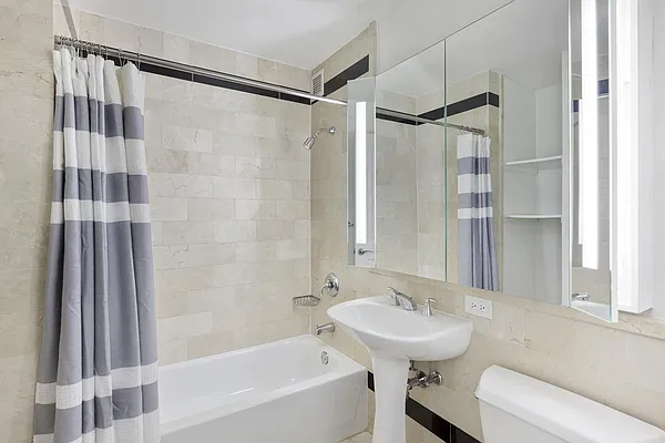 Rented by Compass | media 20