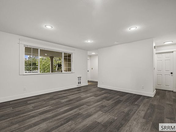 3rd image of 273 Brent Way