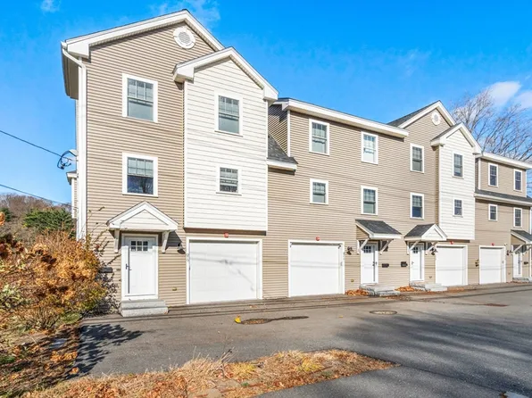 217 Main St #217, Maynard, MA 01754