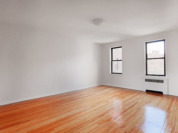 3rd image of 6510 99th St APT 6D