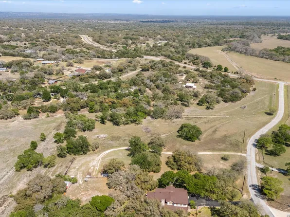 110 Indian Knoll, Boerne, TX 78006