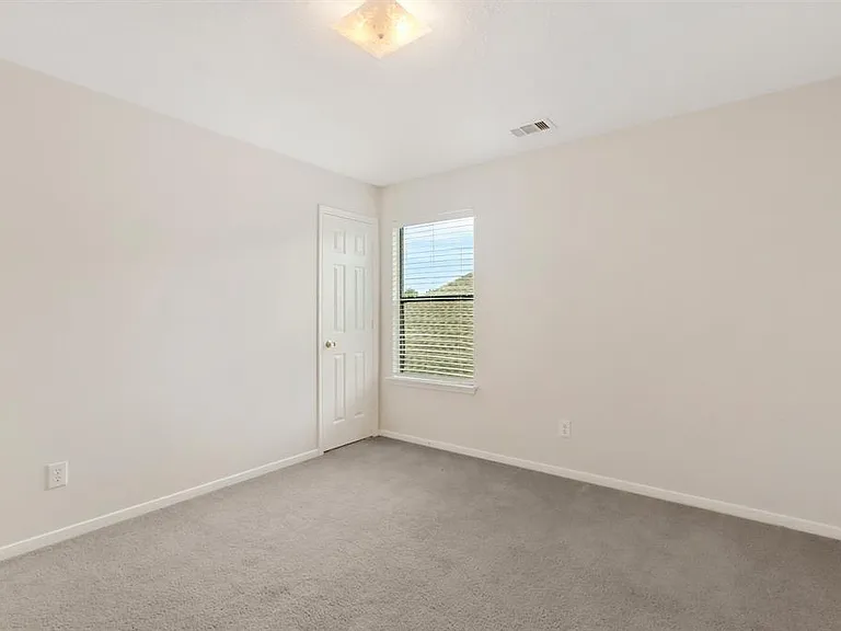 15119 Live Oak Bend Way — Photo 13