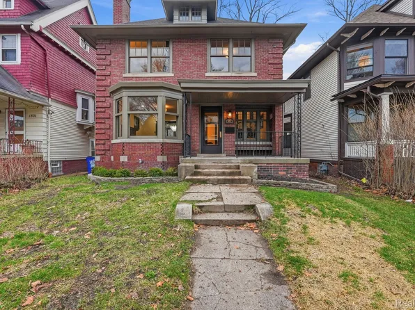 1807 Seyburn St, Detroit, MI 48214
