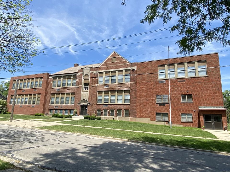 1st image of 530 E Highland Ave APT B11