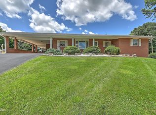 201 Nuckles Dr, Jonesborough, TN 37659