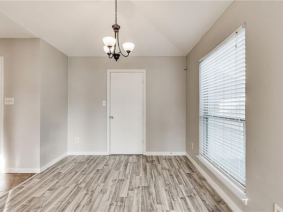 5th image of 412 Kylie Ln