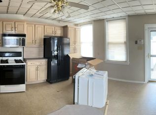 415 Gardner St, Mc Kees Rocks, PA 15136