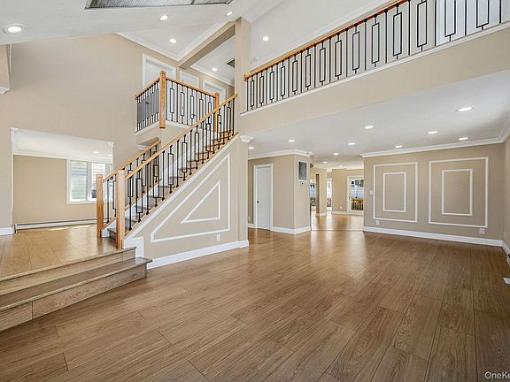 4th image of 1027 Windermere Road