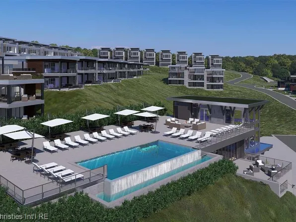 3575 Charlevoix Ave #12, Petoskey, MI 49770