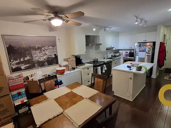 5th image of 500 Royal Ave #114