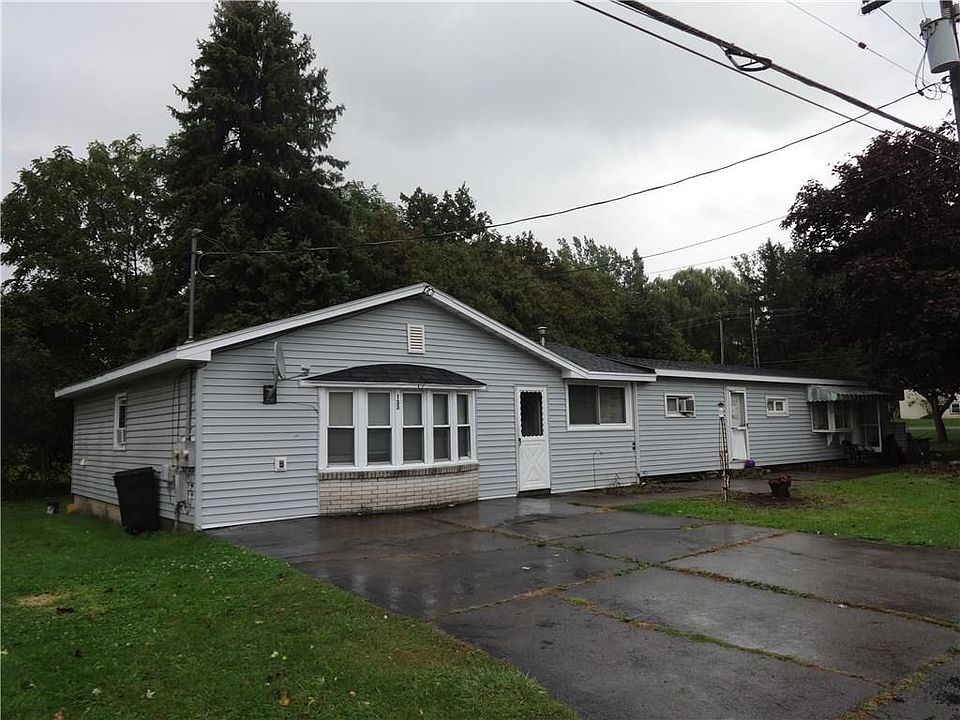 1st image of 133 King St
