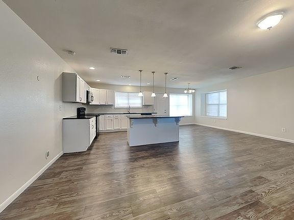 5th image of 908 Dunning Dr